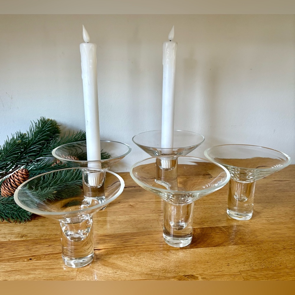 SET OF 5 VINTAGE CLEAR GLASS PEDESTAL CANDLE STICKS